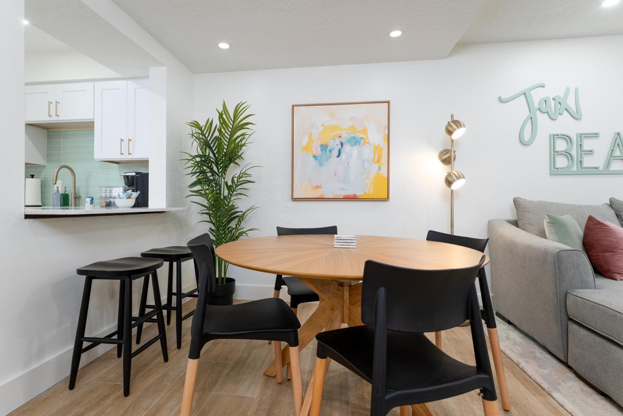 Be A Nomad Lovely 2Br 1Blk From The Ocean Jacksonville Beach Εξωτερικό φωτογραφία